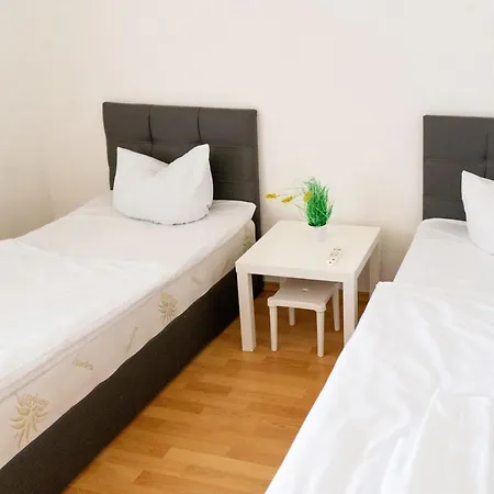 公寓 Sunnyhome Monteurwohnungen Und In 雷根斯堡